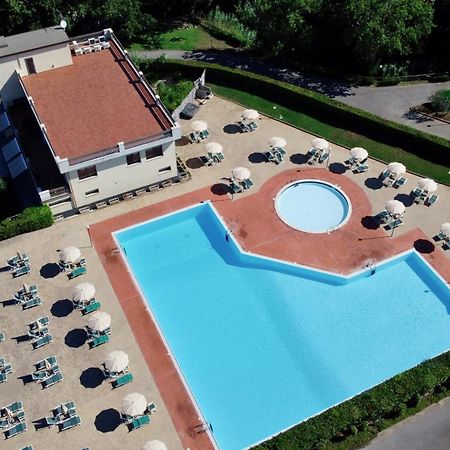 Le Residenze Di Santa Costanza - Mirto/Corbezzolo Aparthotel San Vincenzo Buitenkant foto