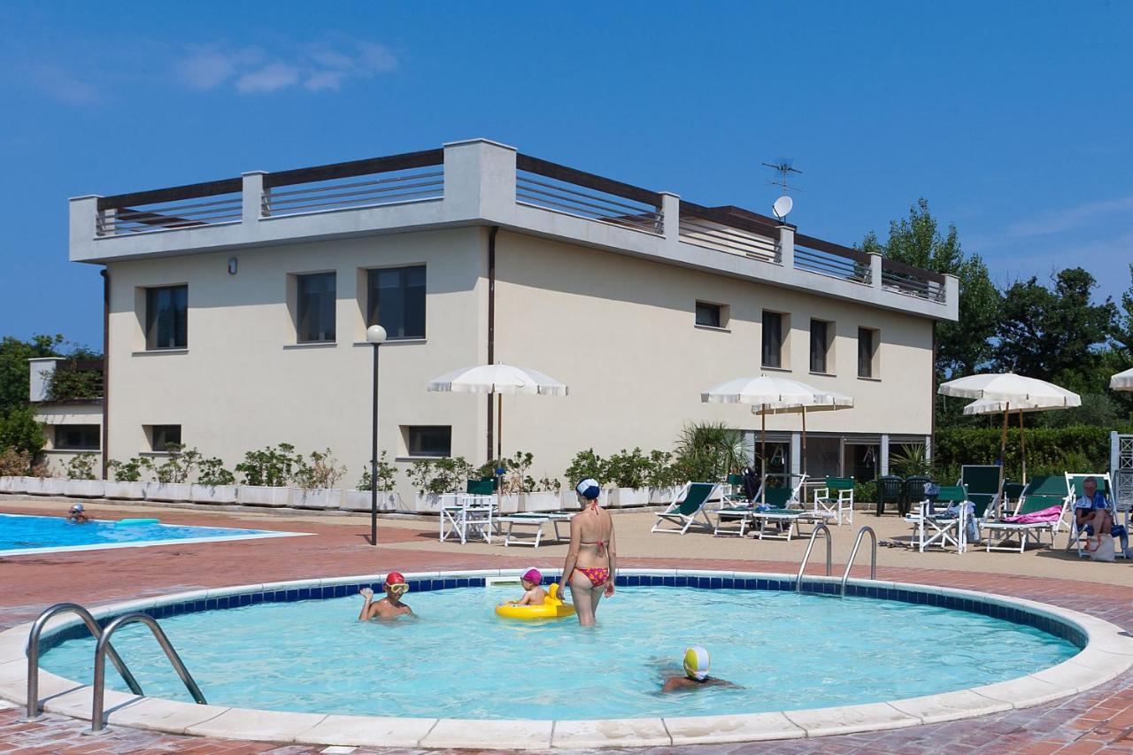 Le Residenze Di Santa Costanza - Mirto/Corbezzolo Aparthotel San Vincenzo Buitenkant foto