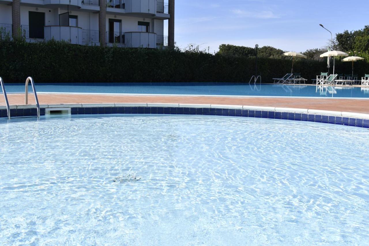 Le Residenze Di Santa Costanza - Mirto/Corbezzolo Aparthotel San Vincenzo Buitenkant foto